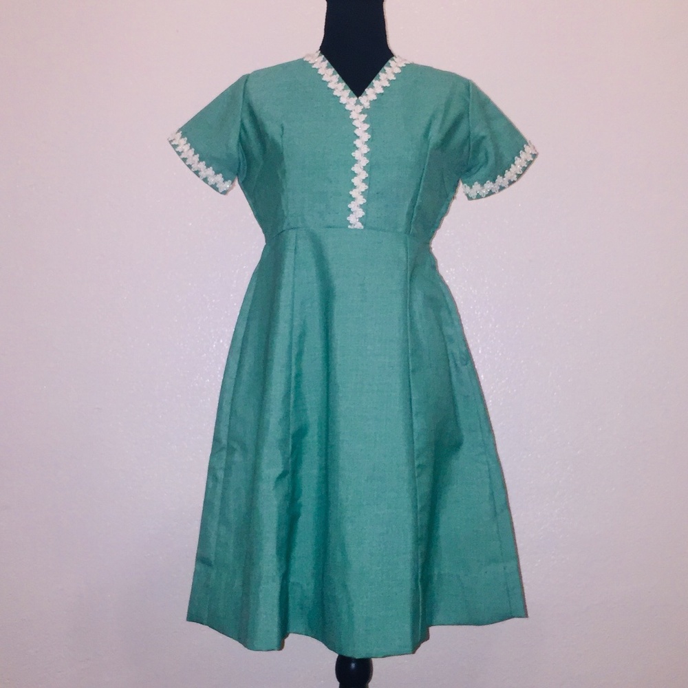 Vintage 60's Custom-made green dress with beaded decorative trim